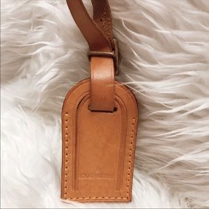 💯% Authentic Luggage tag